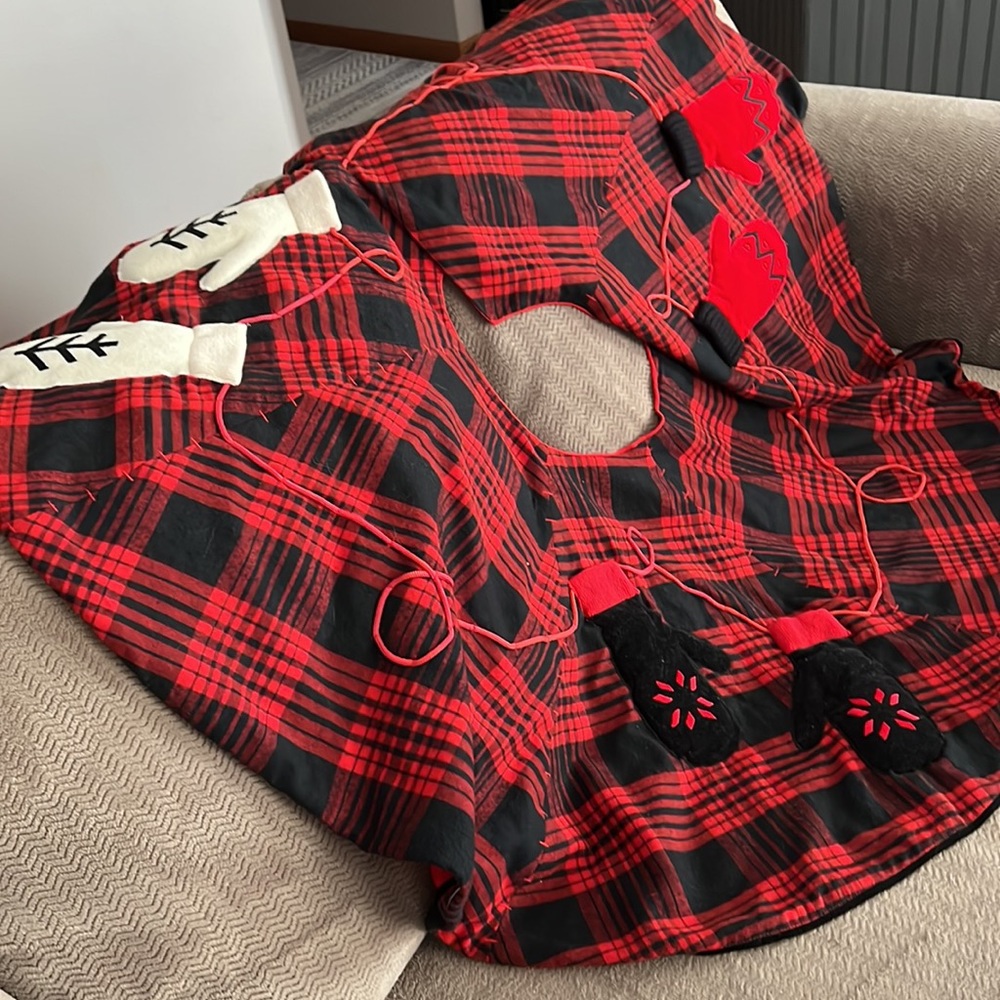 Christmas Tree Skirt